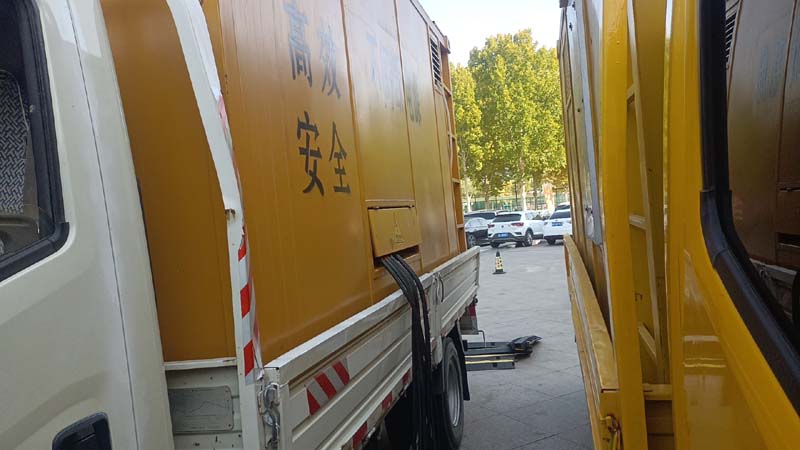驿城如何判断柴油发电机组和UPS电源的切换时间是否符合要求？